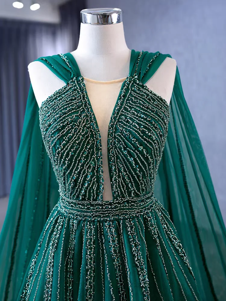 Grünes Abendkleid, Perlenballkleid, Kleid