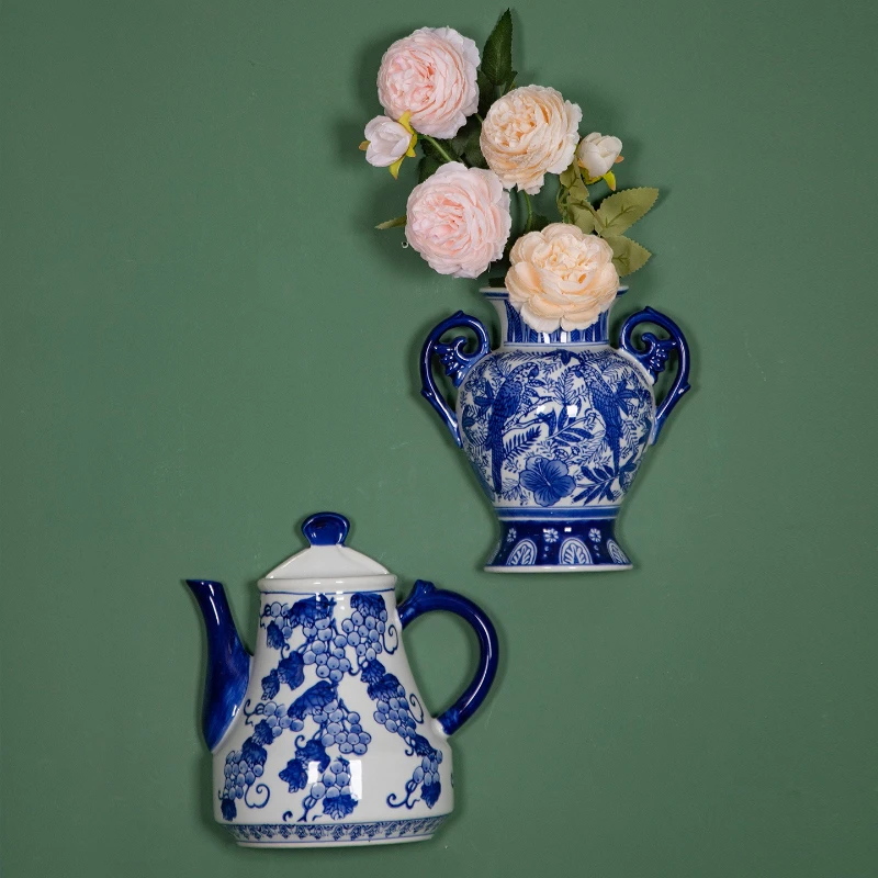 

Retro hand-painted blue and white ceramic decorative vase wall-mounted vase living room aisle porch wall decoration home decor