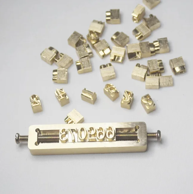 2cm Tall Brass Mold Alphabet From A to Z 26pcs Copper Mold For Hot Stamping With Clamp Holder Customized Making