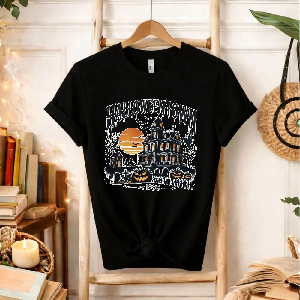 Halloweentown Est 1998 Graphic T‑Shirt Haunted House Ghost Bat Pumpkin Sunset Retro Drip Letter Spooky Halloween Holiday Tops
