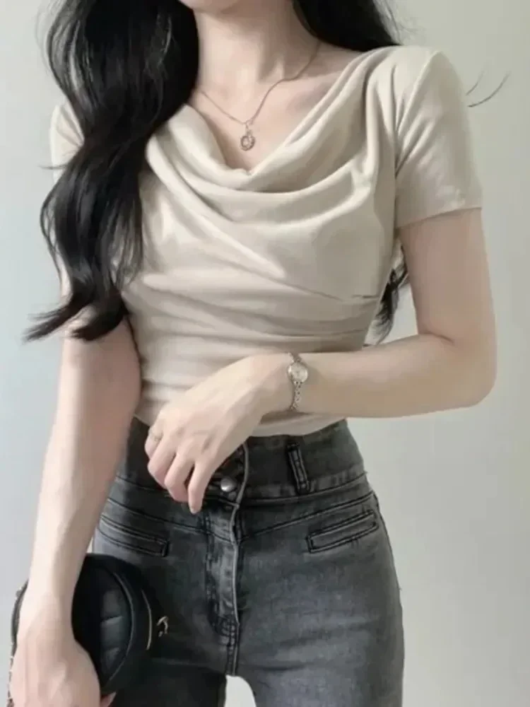

Летняя корейская модная женская футболка с открытым вырезом, облегающий эластичный топ с короткими рукавами, уменьшающий возраст, сексуальная женская футболка
