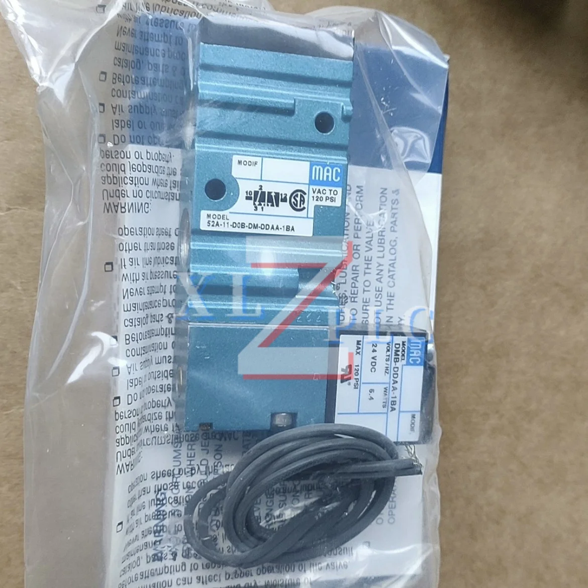 

solenoid valve new in stock 52A-11-D0B-DM-DDAA-1BA 52A-11-D0B-DM-DDFA-1BA