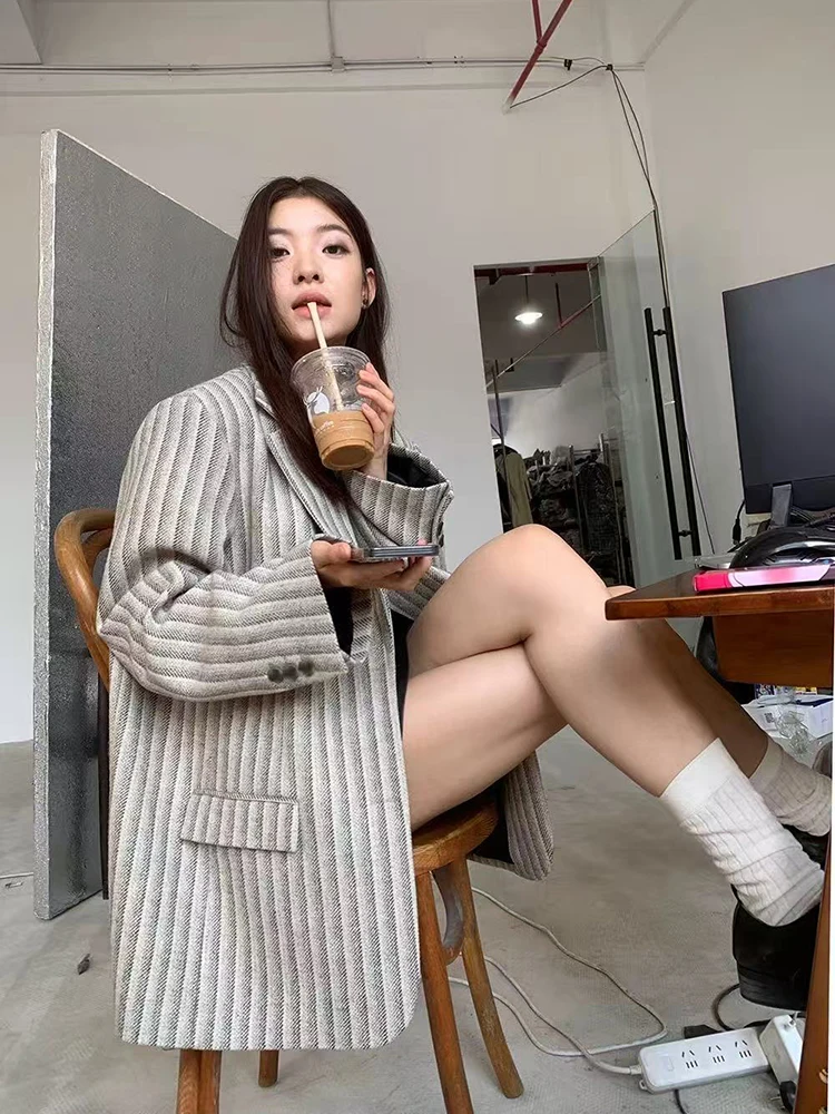 

Stripe Suit Jacket for Women Autumn Winter Loose Streetwear Double Breasted Casual Coat Y2K Korean Chic Office Lady Lapel Blazer
