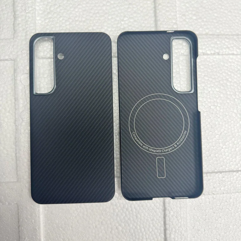 

Compatible to Samsung S25 Phone 25 Carbon Fiber Protective Cover Ultra-thin Half-pack Hard Back Business