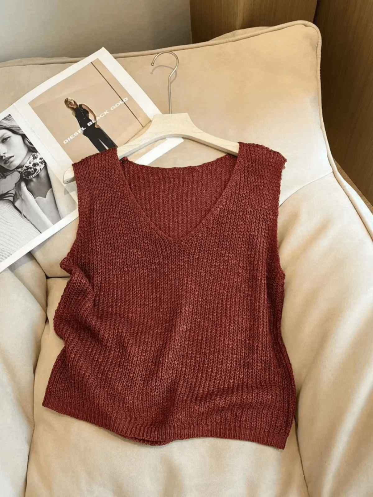 

Women's Svel Knitted Vest V-Ne Color Thin Faionable Top Summer New Sle Simple Breathable Comfortable