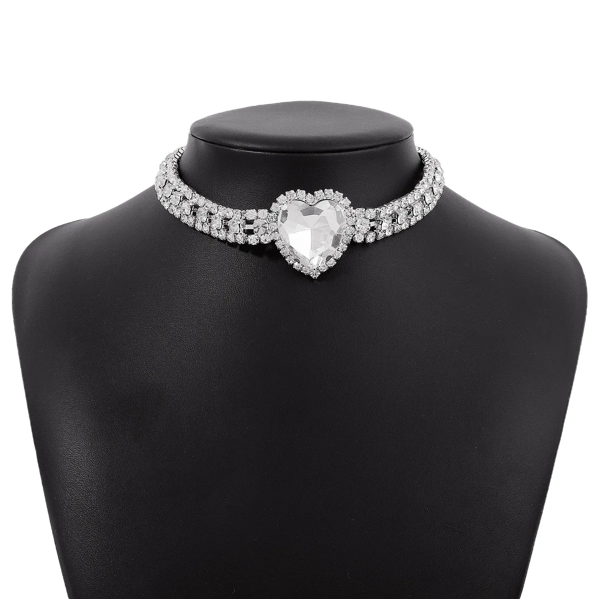 KMVEXO Fashion Bling Rhinestone Rose Heart Pendant Choker Necklace for Women Crystal Wedding Party Statement Jewelry Wholesale