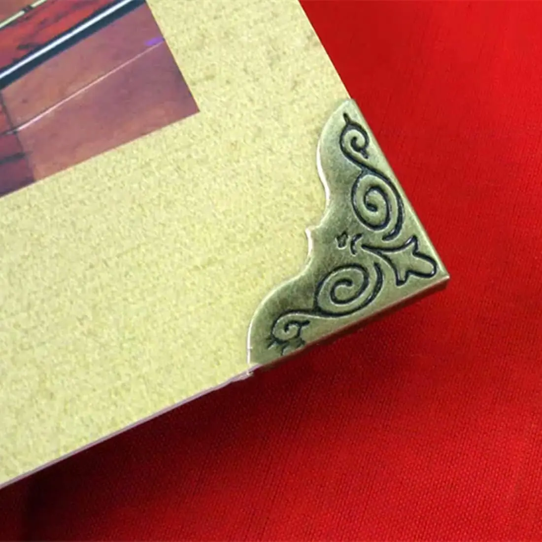 48pcs 25mm Decorative Metal Book Corner Protectors Edge Safety Guards Covers Album Menu Scrapbook Photo Picture Frame DIY Crafts