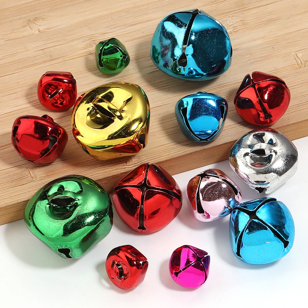 20-30pcs/bag 15/20/25/30mm Mix Color Jingle Bells Christmas Bell Charm Beads Metal Bells For Christmas Festival Party Decoration