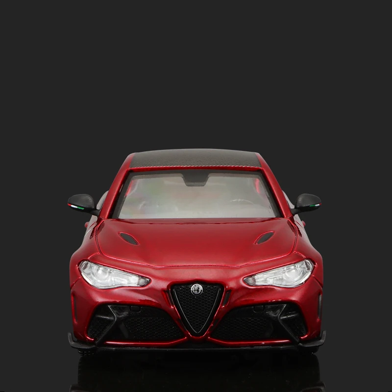 Bburago 1:43 Alfa Romeo Giulia GTAm Sport Cars Model Alloy Luxury Diecast Cars Model Display Box Collection Gift For Adults