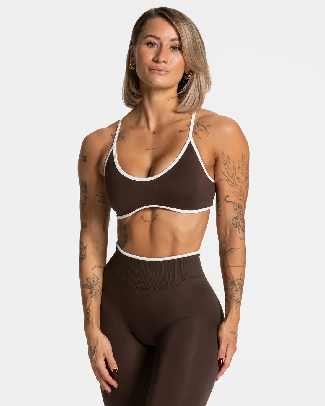 Nahtloser Damen-Sport-BH mit Farbblockdesign, Outdoor-Fitness-Kurztop, sexy rückenfreier Strick-BH mit Brustpolster und Trägern für den Sommer – Detail 13