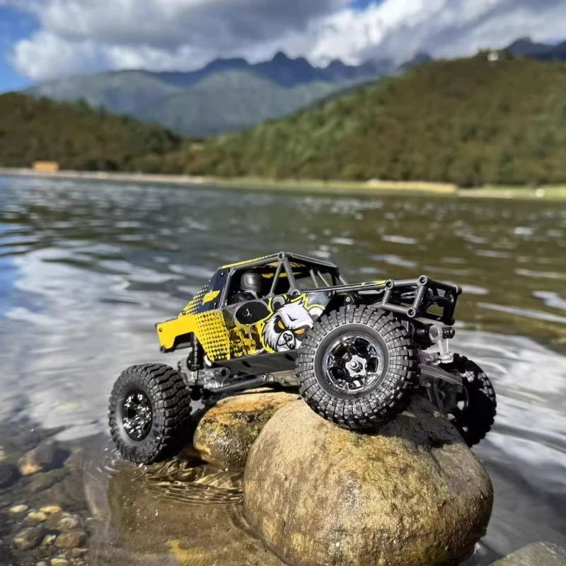 1/24 UCX 2405 PRO‑A 4WD Off‑Road RC Crawler 2.4GHz Brushless Motor 3‑Speed RTR PVC Shell Limited‑Edition Remote Control Car