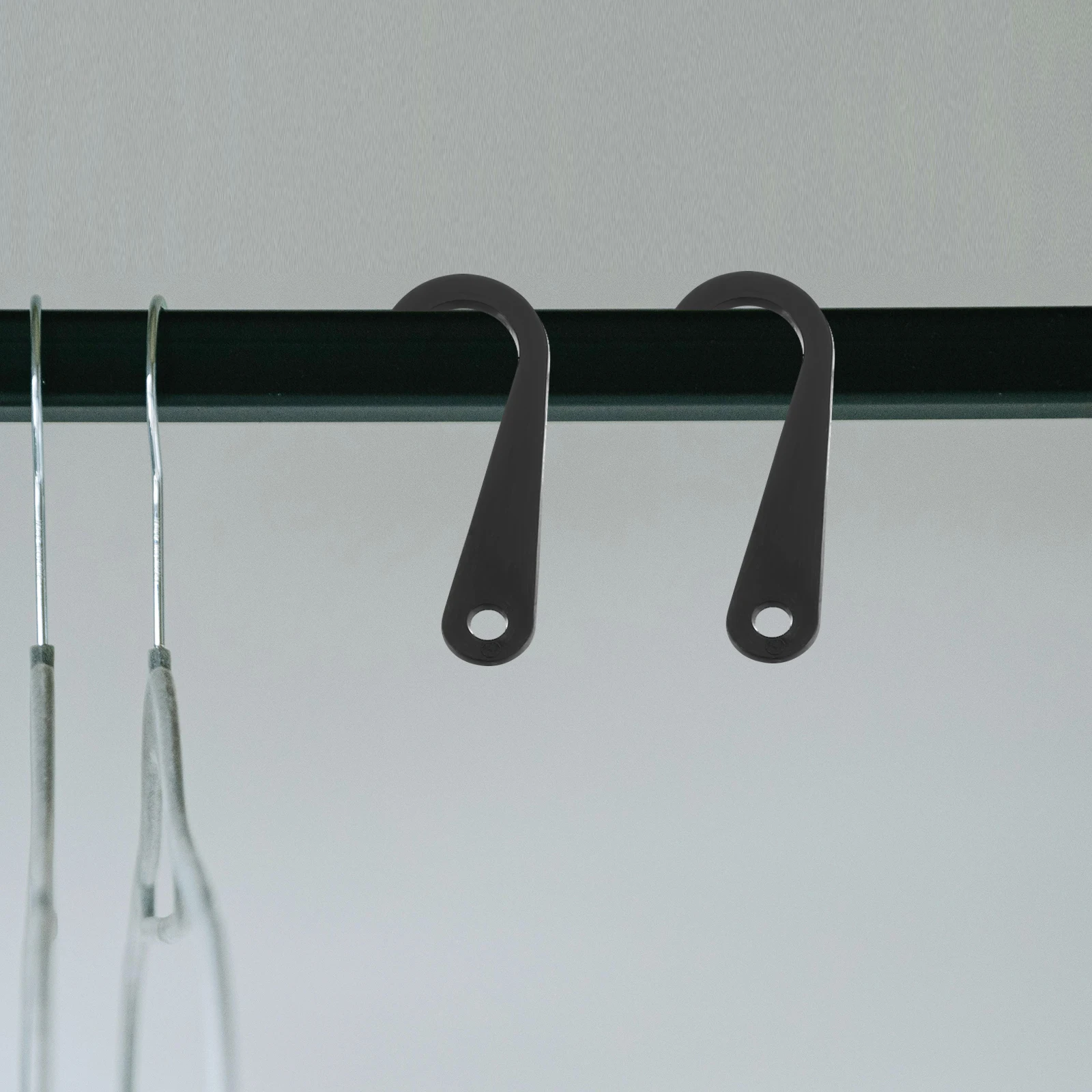 

500pcs Sock Heavy Duty Plastic J for Hanging Black Color Versatile Black Sock Basket Retail Garment Hooks Small Hooks