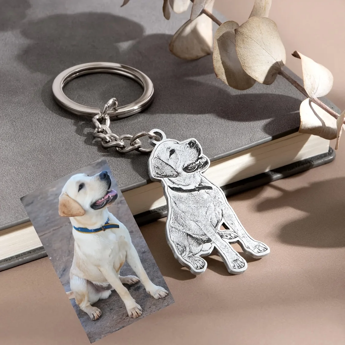 Personalized Pet Portrait Keychain: Customized Pet Photo Keychain, Keychain with a Photo of the Pet and Owner, Pet Memorial Jewelry, with Text Engraving Design on the Back of the Keychain, High-Quality Stainless Steel Keychain