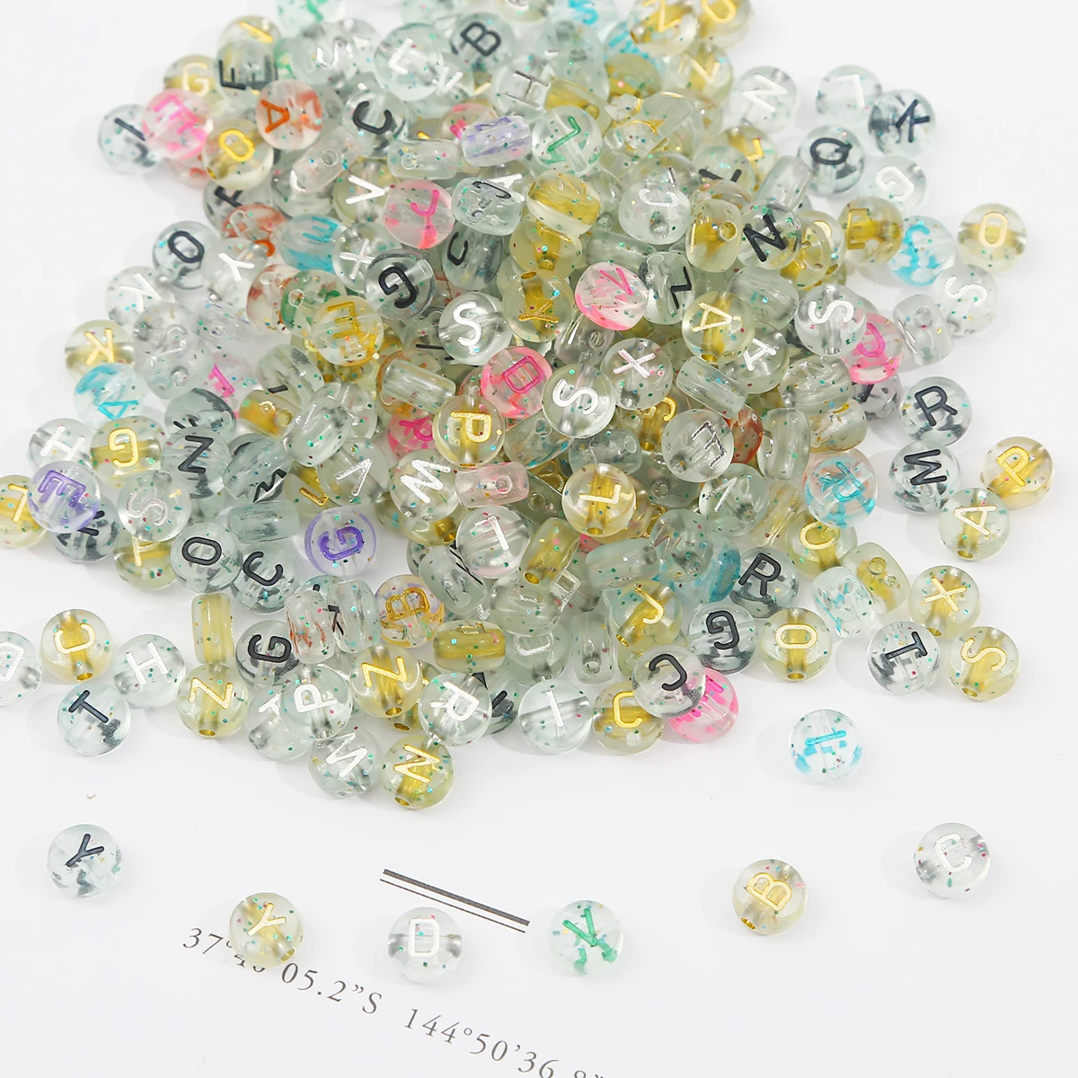 Flache Runde Buchstabenperlen, Mehrfarbige Lose Perlen, Acrylperlen-Mix für Schmuckherstellung, DIY Handgemachte Armbänder und Accessoires – Detail 1