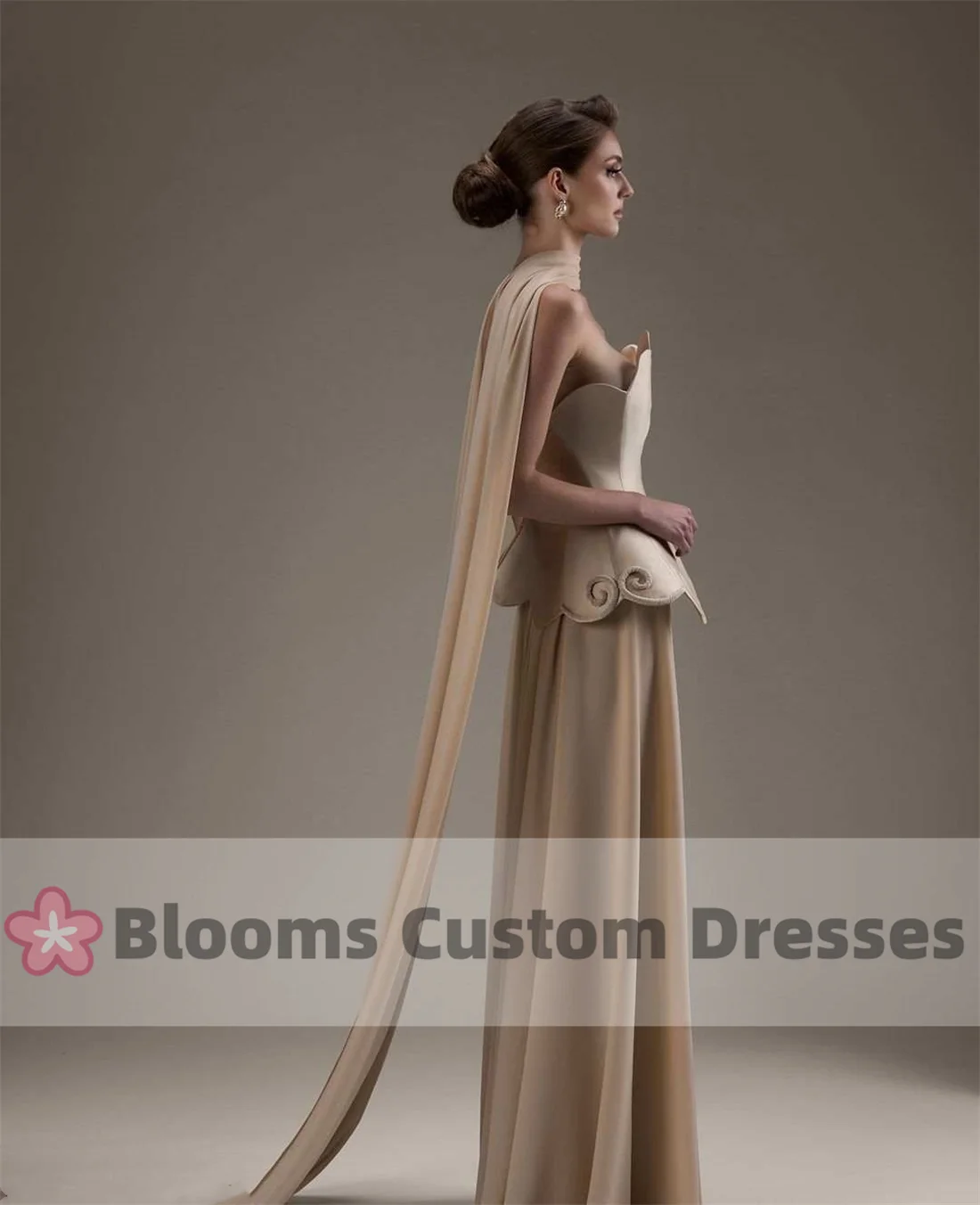 Blooms Customized Champagne Satin Prom Dresses Sexy Pleated Sleeveless Evening Dresses Back Zipper Special Occasion Gown