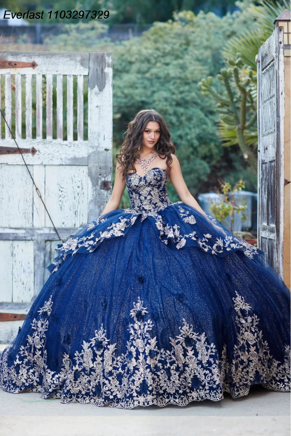 Evlast Marineblauwe Quinceanera Jurk Baljurk Gouden Kanten Applique Kralen Gelaagd Korset Sweet 16 Vestidos De Xv 15 Anos Tqd637