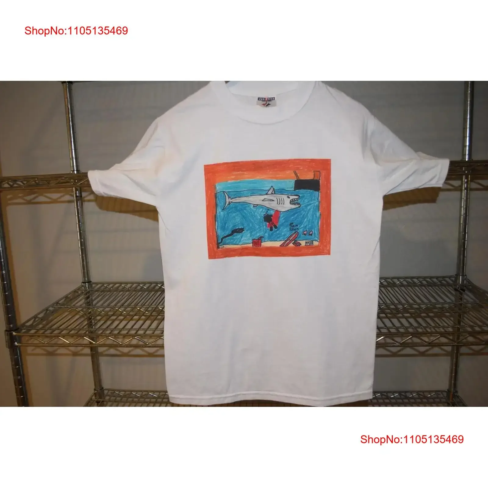 Shark Art by Sam vtg 2007 تي شيرت أبيض للرجال صغير EUC عتيق مغسول للارتداء اليومي ملابس الشارع الشهير أوم قابلة للتنفس #1