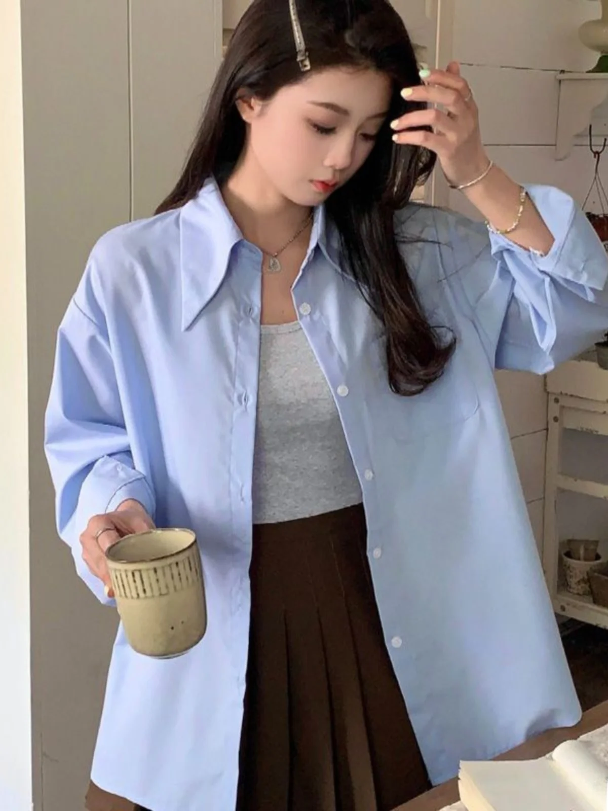 

Весна 2026: Женская повседневная свободная рубашка с длинным рукавом для офиса, на пуговицах, однотонная, с воротником, для ношения под одеждой