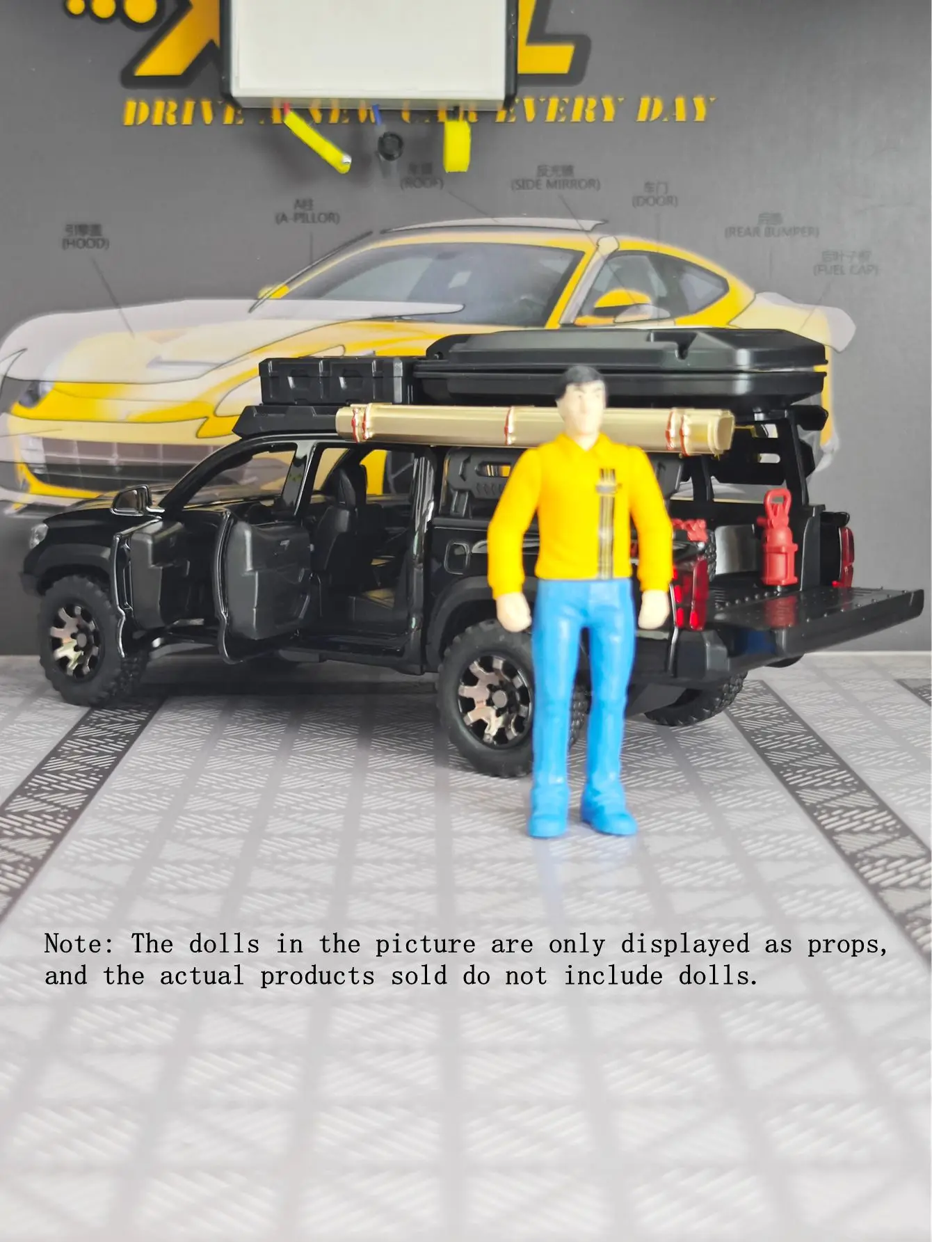 1:32 تاكوما نسخة تخييم للسفر مصنوعة من خليط معدني نموذج سيارة صوتي بصري سحب للخلف إلى ألعاب الأطفال بأبواب مفتوحة