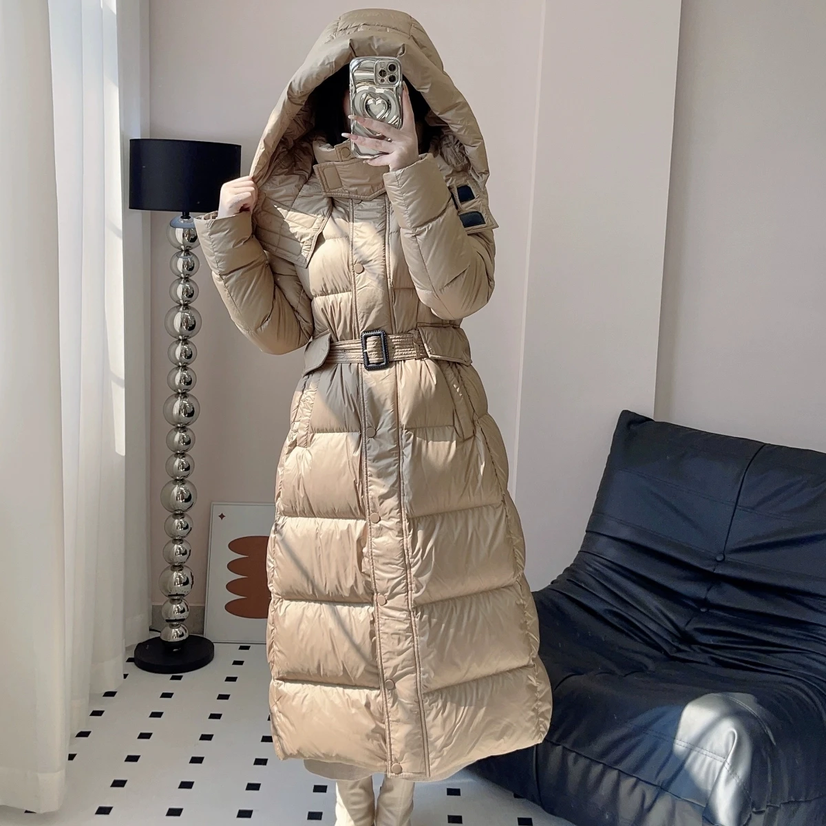 أسود 90% أسفل الأبيض بطة أسفل سترة 2025 شتاء موضة جديدة مزاجه سليم مقنعين أسفل معطف الإناث سترة دافئة معطف طويل