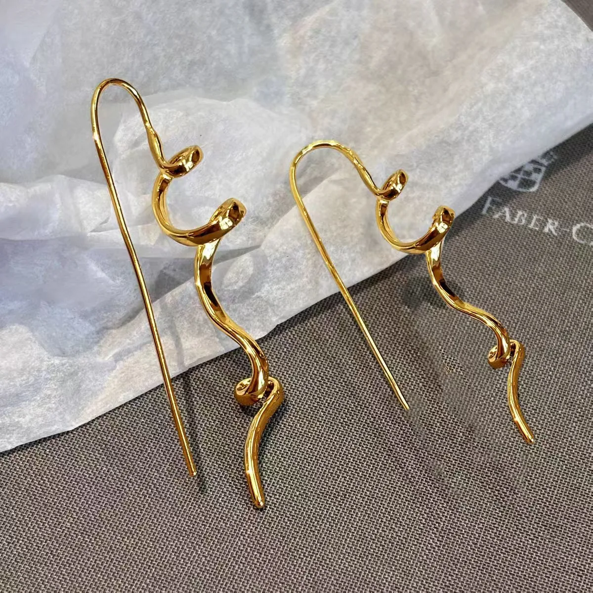 

Абстрактные трехмерные дизайнерские серьги, женственные серьги, подвесные украшения, аксессуары, подарки