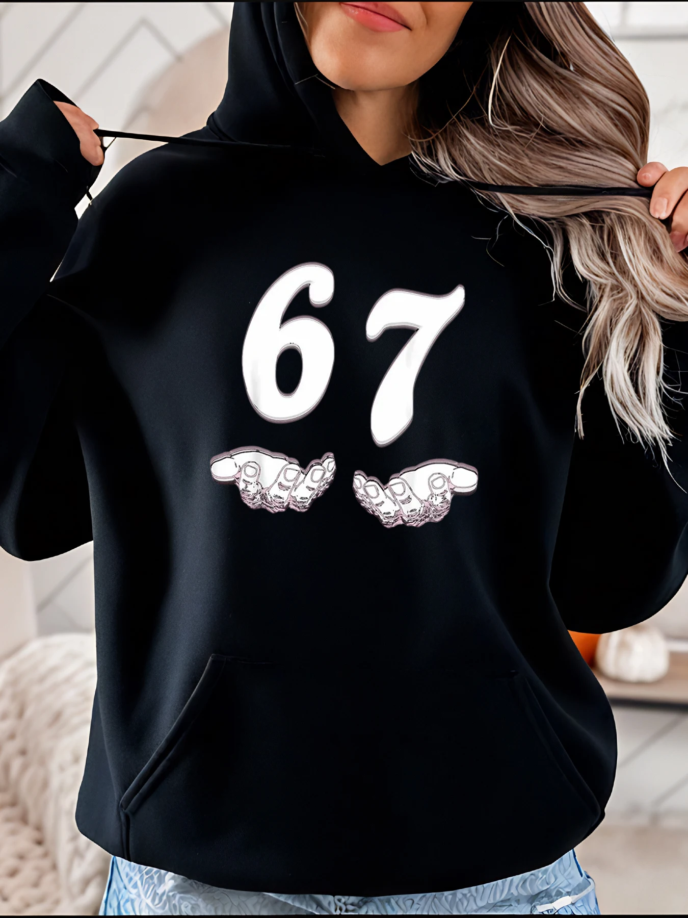 Sudadera con capucha negra para mujer con estampado 67 y diseño de alas, ropa de calle informal para moda juvenil