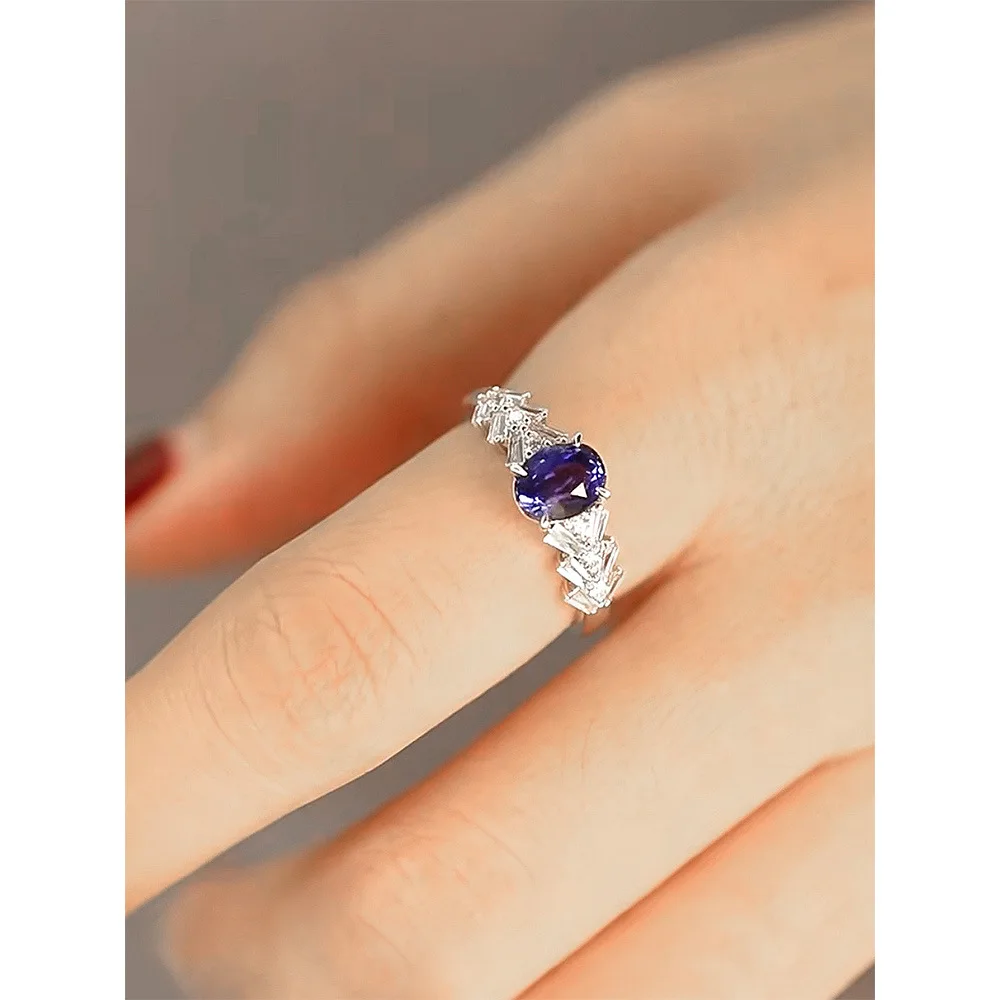 2023 New Fashion Premium Oval 6 * Blue Treasure Luxury Surround Set Ladder Square Ring for Women in Europe and America