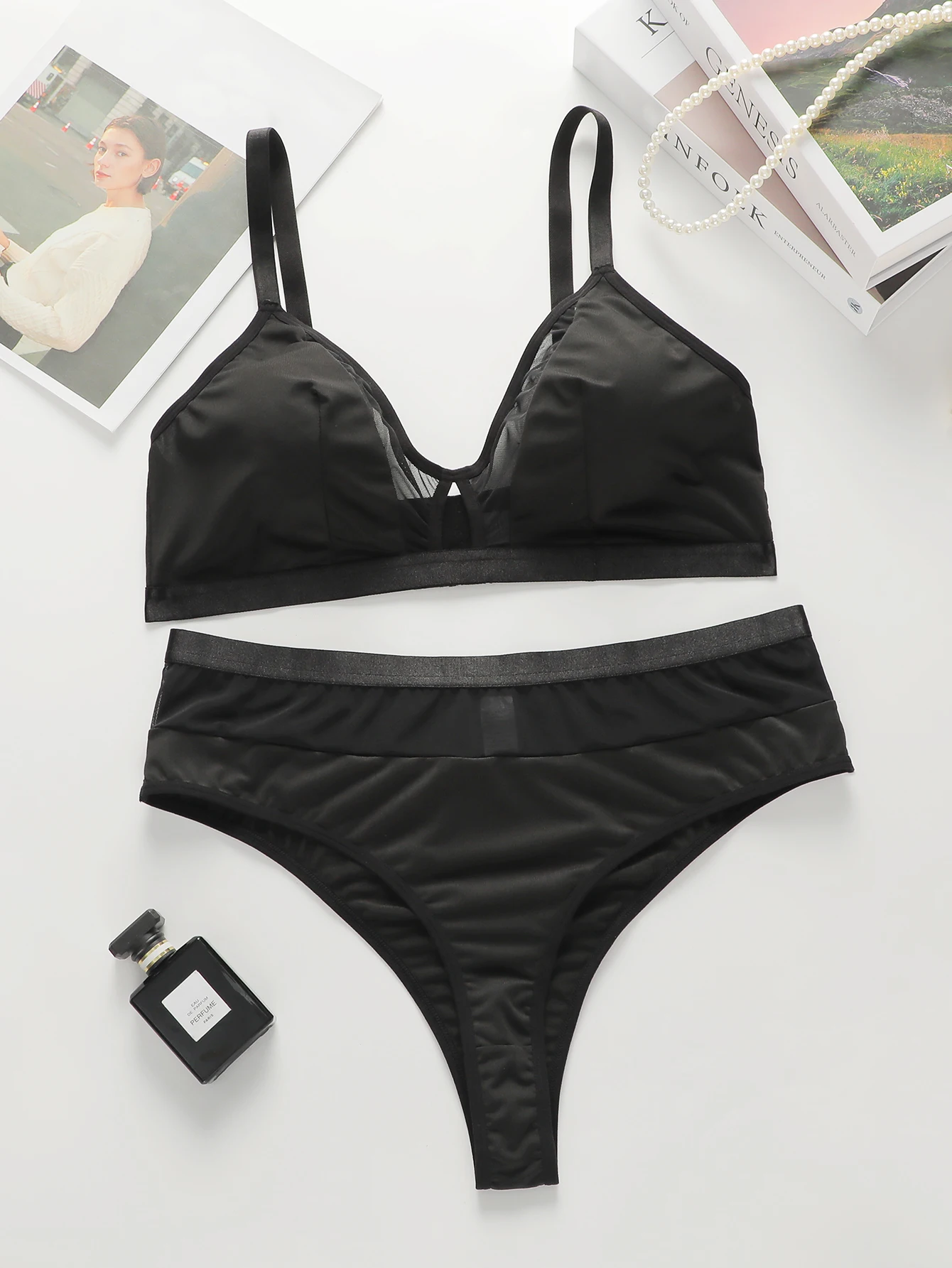 Women's Sexy Lace plus Size Bra Set with Steel Ring Padded Adjustable Straps Easy Wash And Dry Underwear Ensemble MR2472