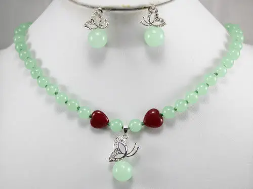 

Beautiful jewelry green jade necklace butterfly pendant earrings set