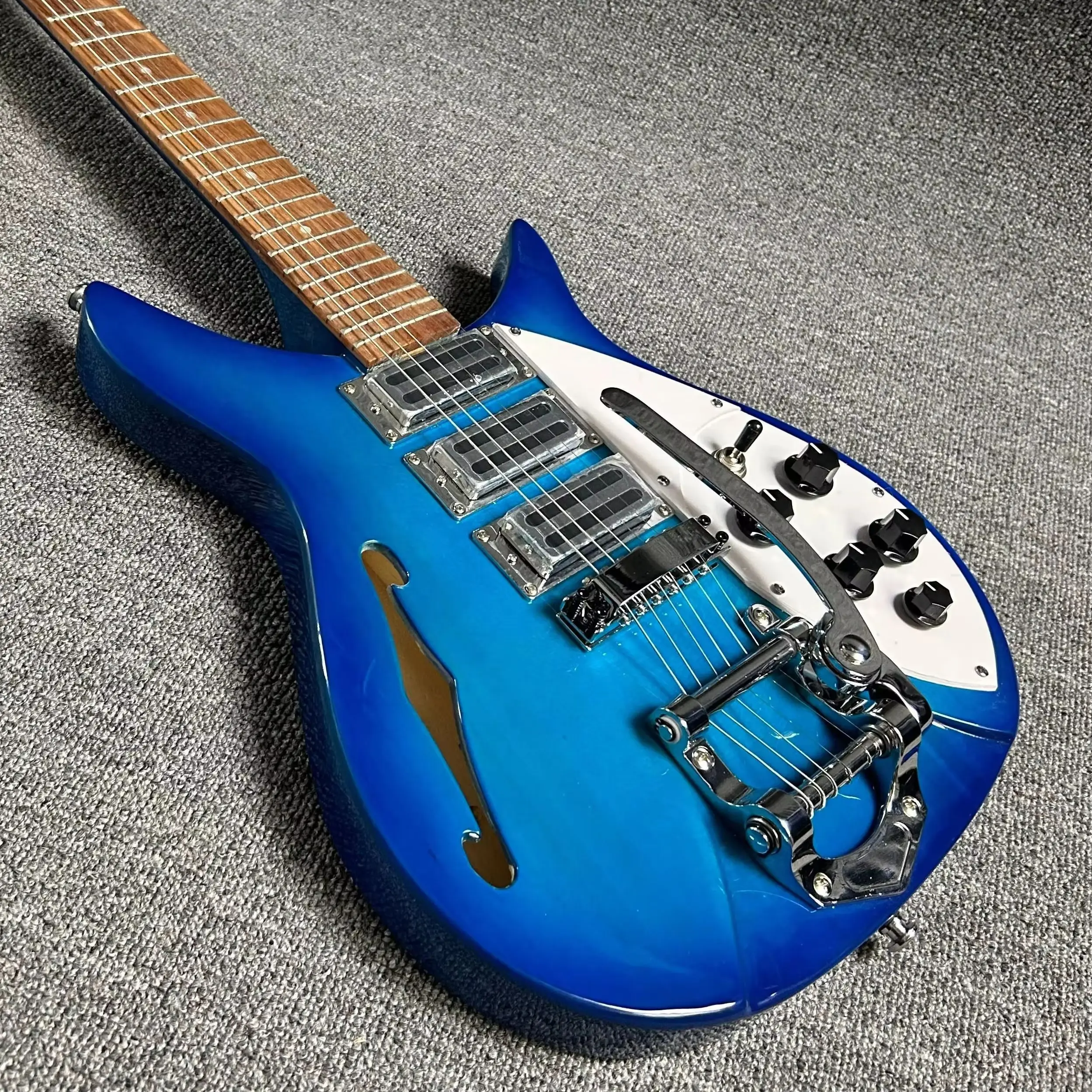 Hot Sale 325 Model Transparent Bule Electric Guitars Semi Hollow F Holes 527 mm Scale Length