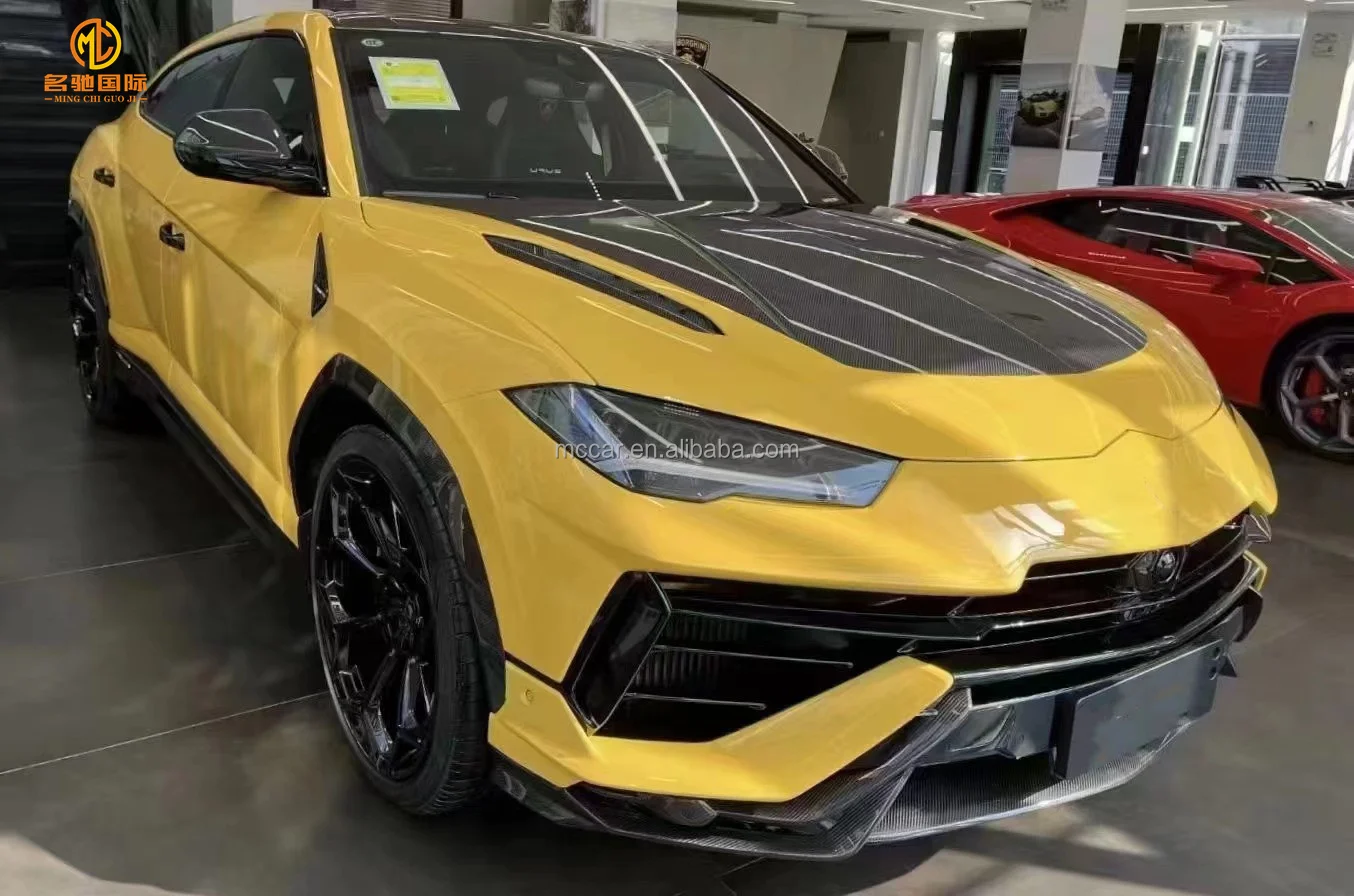 شفاط سيارة من ألياف الكربون من سلسلة P عالي الجودة 23 عامًا لأغطية سيارات لامبورغيني URUS