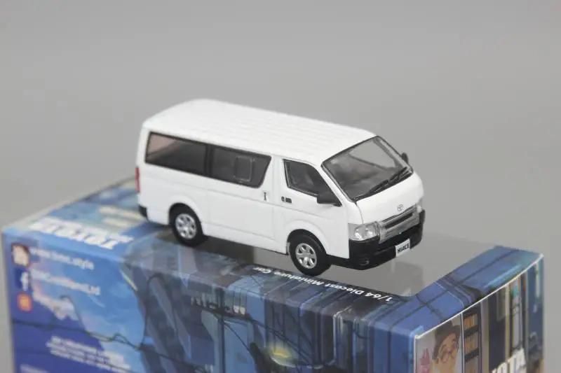 BM 1:64  Hiace diecast alloy car model Children's toys and gifts