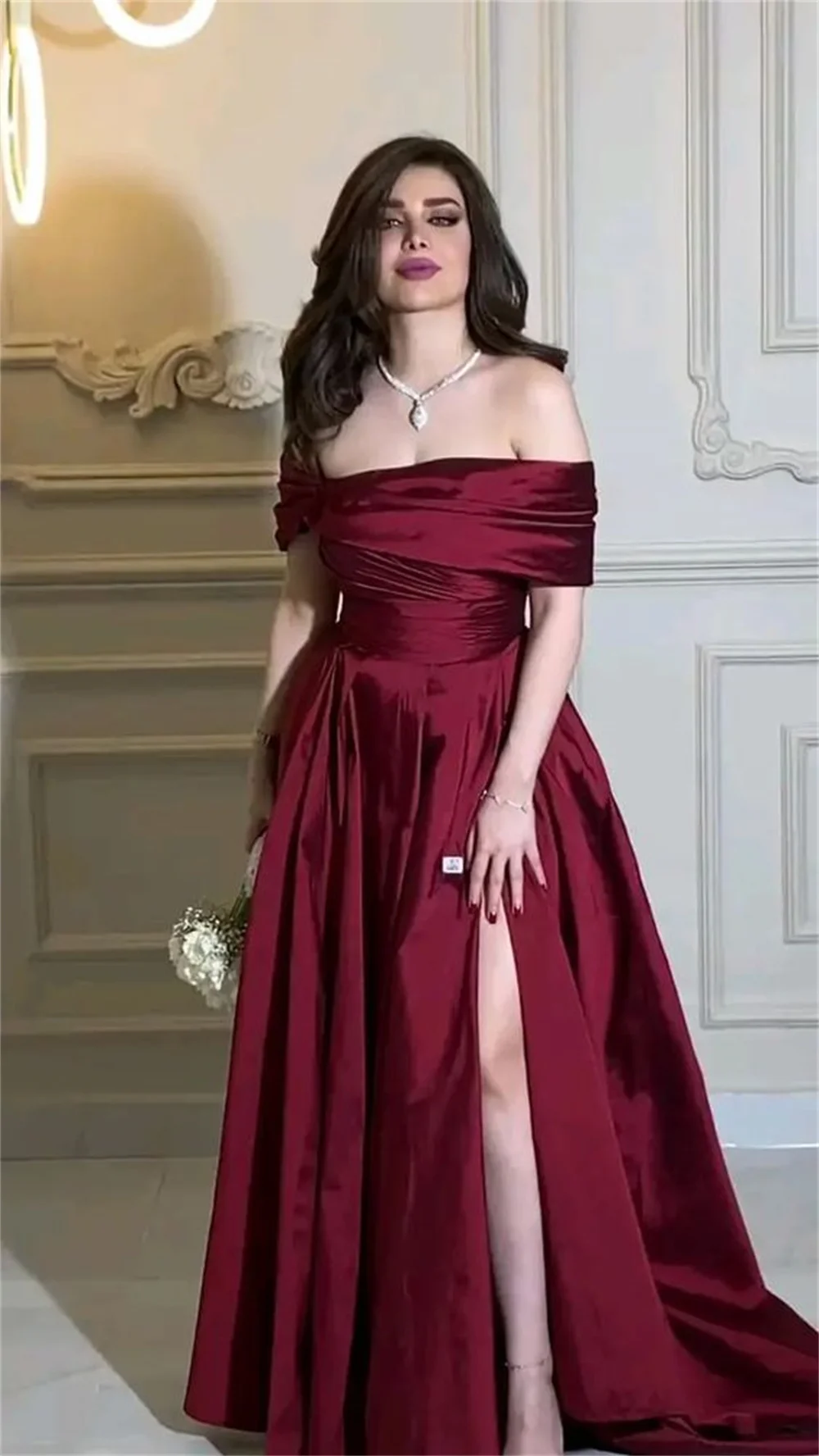 Amanda Elegant Off Shoulder Prom Dress 2023 Burgundy A-line Vestidos De Noche Sexy Short Sleeve Side Split فساتين مناسبة رسمية