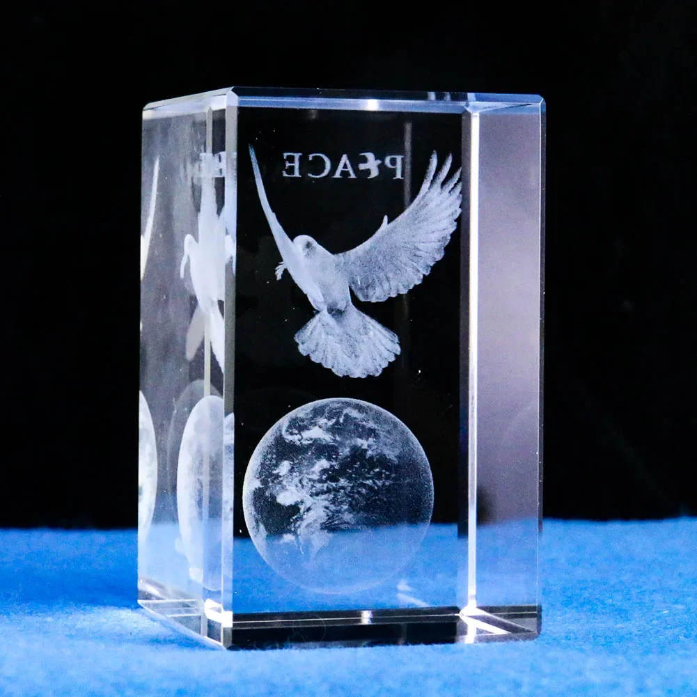 Laser Engraved Global Peace Dove Earth Crystal Ornament K9 Glass Art Desk Paperweight Holiday Party Home Centerpiece Accessories