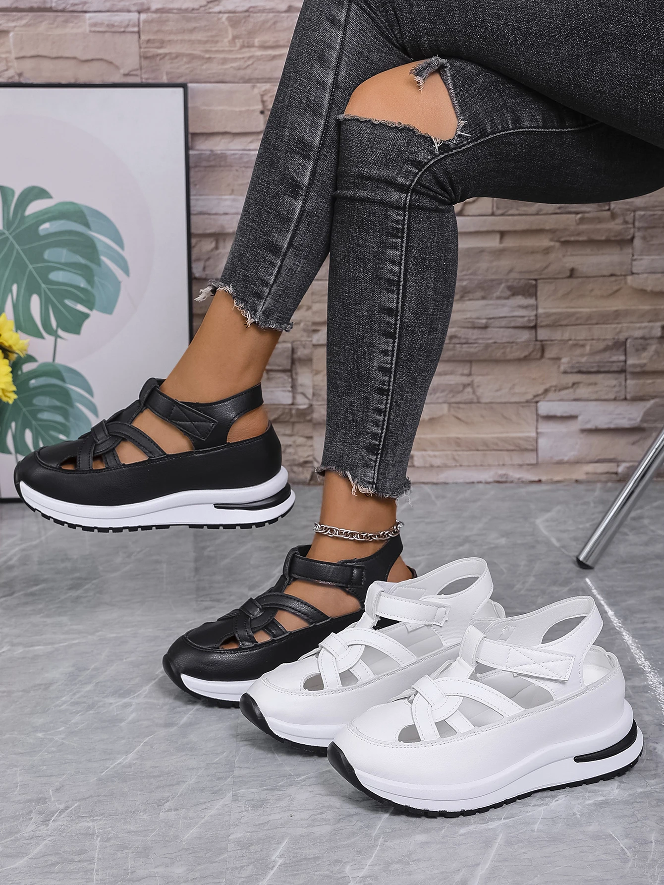 

Thick-Soled Casual Loafers for Women, Large Size Velcro Sports Sandals