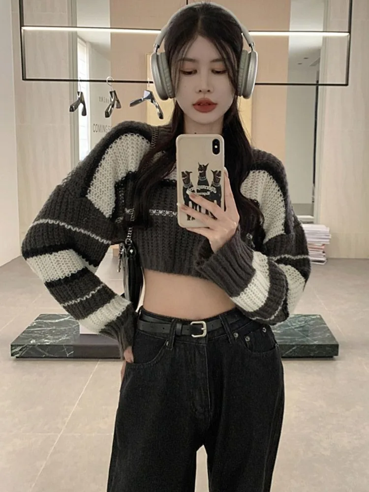 Deeptown Harajuku Striped Cropped Sweater Women Kpop Hippie Streetwear Oversize Pullover Knitted Tops Korean Style Basic Jumper