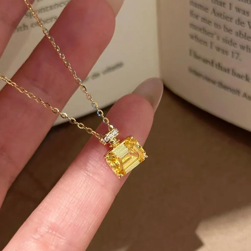 Fashion Yellow Zircon Perfume Bottle Necklace For Women Party Accessories Romantic Valentine's Day Gift KOFSAC