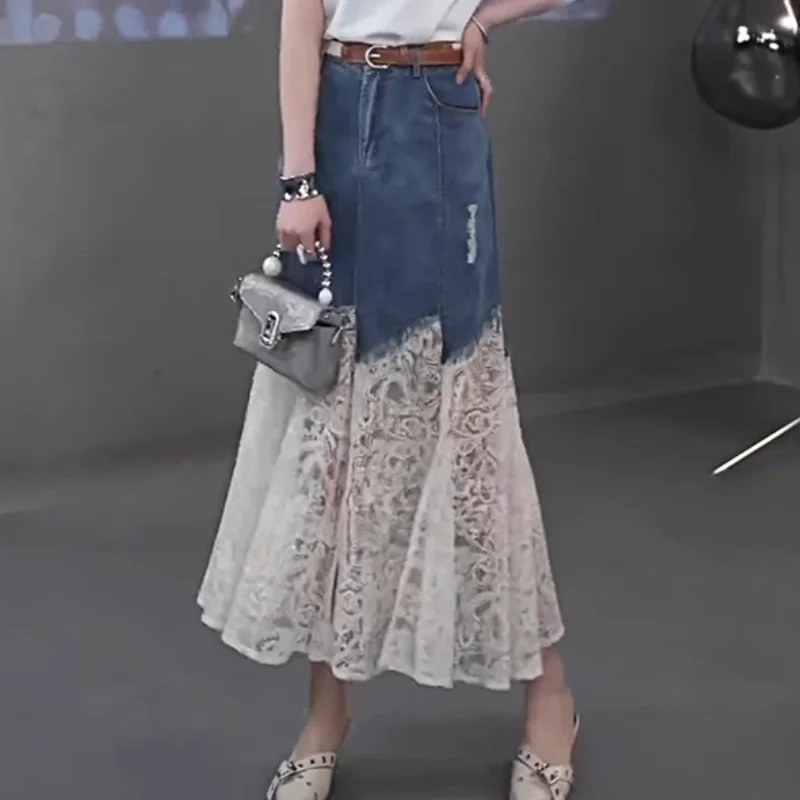 Summer New Women Clothing with A Western-Style Waist French Style Design Fashion Versatile Temperament Lace Patchwork Denimskirt