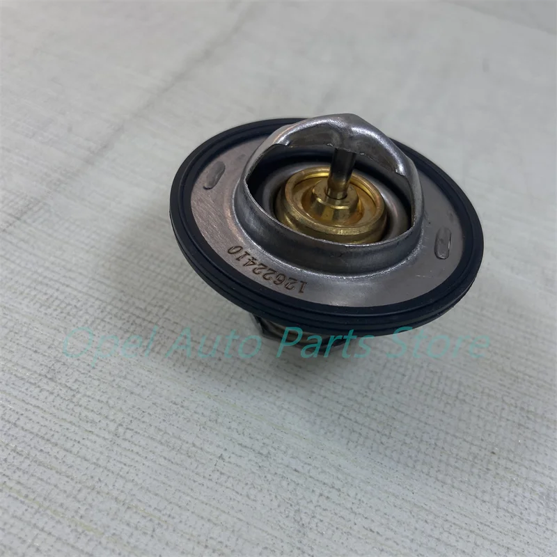 Engine Thermostat For Chevrolet Malibu Impala Cavalier Equinox Buick LaCrosse Regal Pontiac GMC 12622410