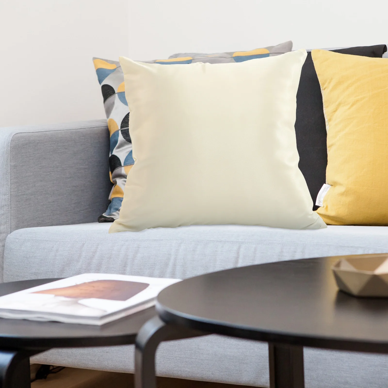 

2Pcs Satin Throw Pillow Covers Silky Square Cushion Sofa Decorative Resilient Feel Satin Throw Pillow Cover Square Pillowslip