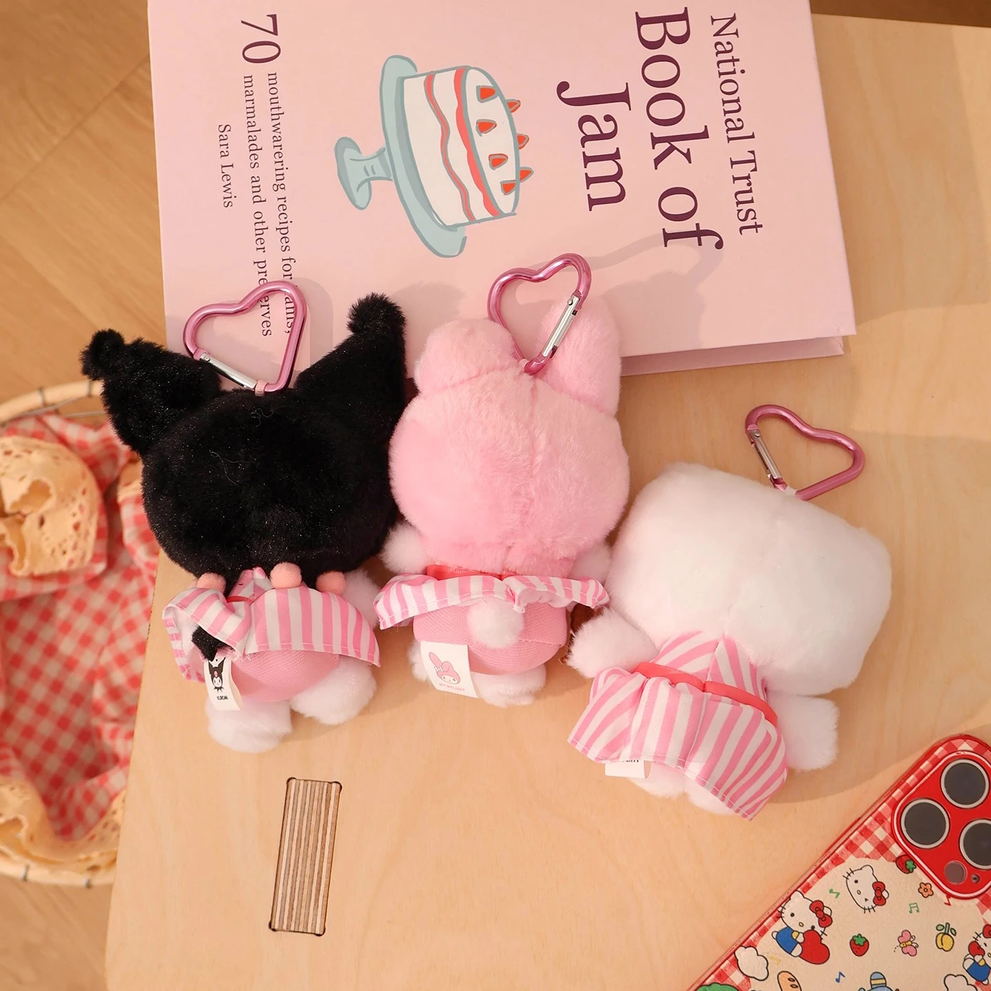 Sanrio Peluche Hello Kitty Kuromi Melody Cinnamoroll Stuffed Toys Pendant Cute Plush Toys Keyring Anime Keychain Birthday Gift