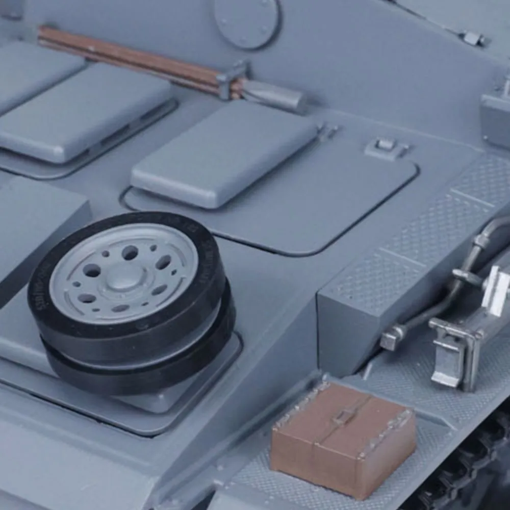 

Радиоуправляемый танк Mato 1/16 Stug III с ИК-имитацией отдачи, серый цвет, 1226 RTR, готов к запуску, модель TH00669-SMT7