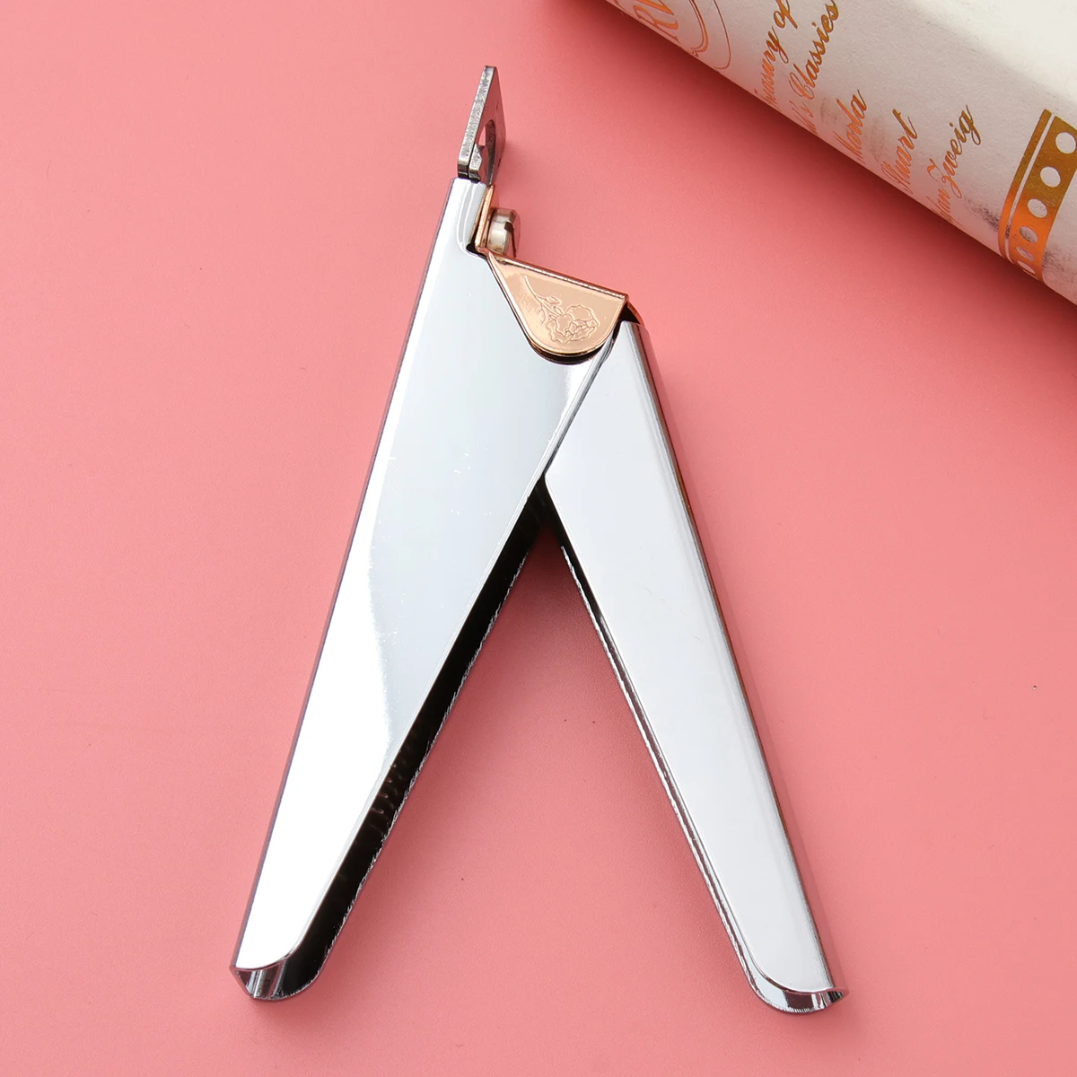 

1Pc Stainless Steel Color Titanium U-shaped Fake Nail Clippers Diy Crystal Phototherapy Extended Nail Clippers (Silver)