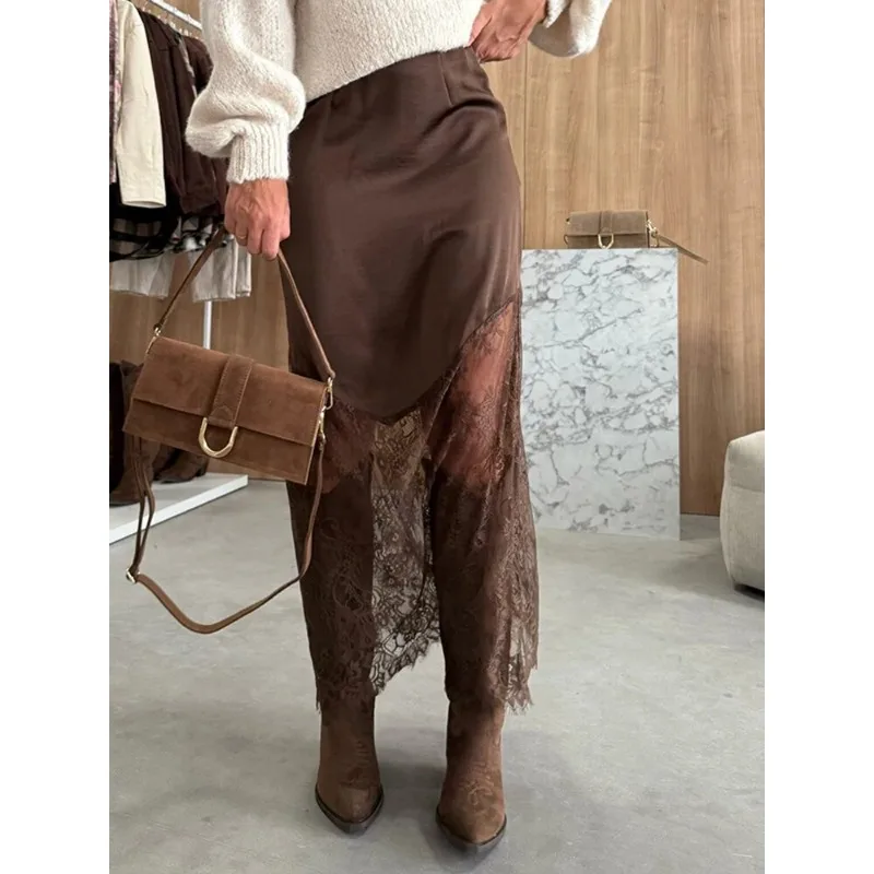 

Feminine lace patchwork mid length skirt with half body and hip hugging skirt