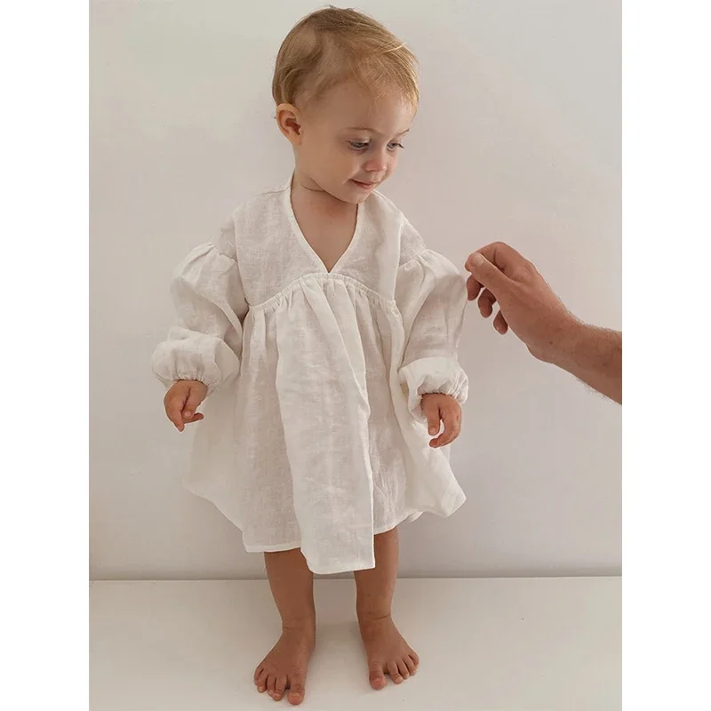 Girls White Linen V-neck Long-Sleeved Dress 2024 Spring And Summer New Baby Girl Mori Beach Cotton Linen Casual Loose Dresses