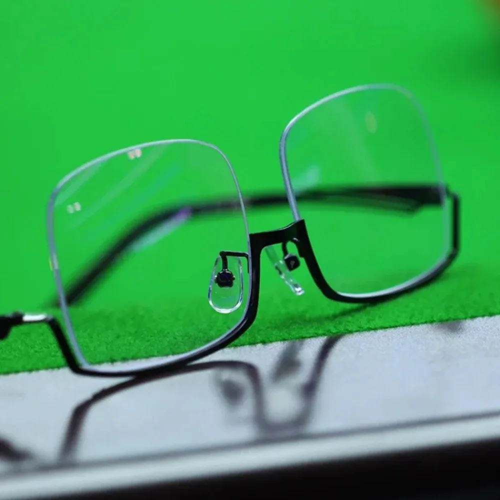

Customized Prescription Billiards Glasses Wide Angle Frame for Nine Ball and Snooker Game