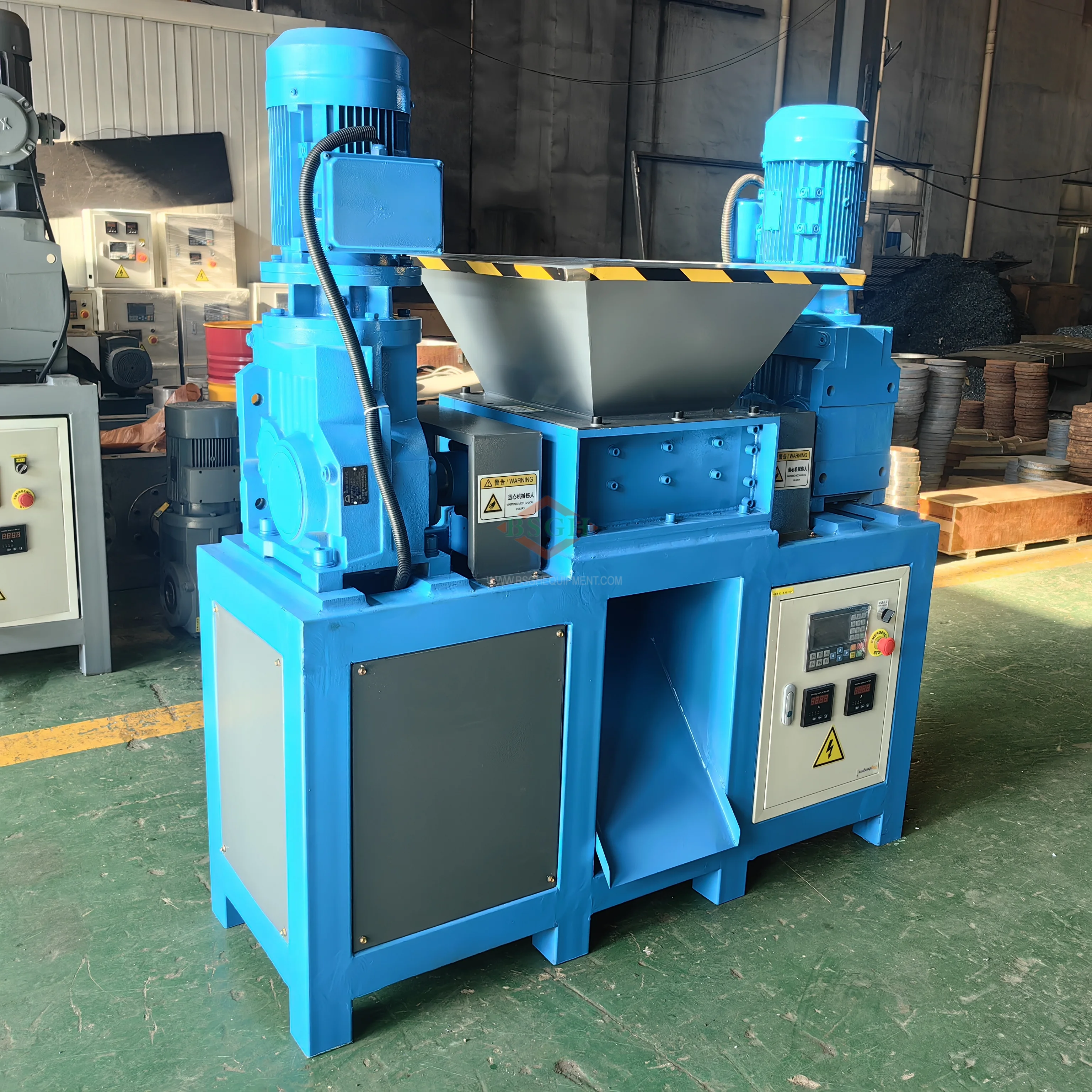 Approval  Plastic Bottle Aluminum Metal Shredder Metal Machine with Customized Color High Efficiency Low Energy Consumption