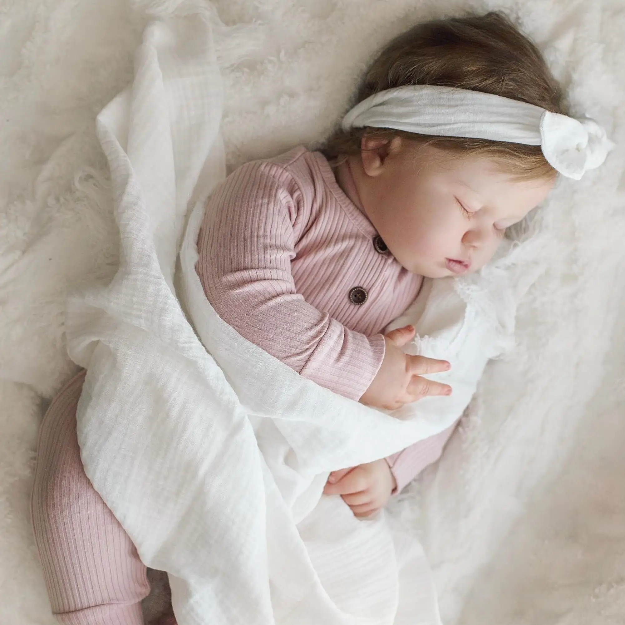 

60 CM Reborn Sleeping Baby 3D Skin Soft Silicone Big Size Doll Toy For Girl With Vascular Vein Cloth Body Like Real Art Bebe