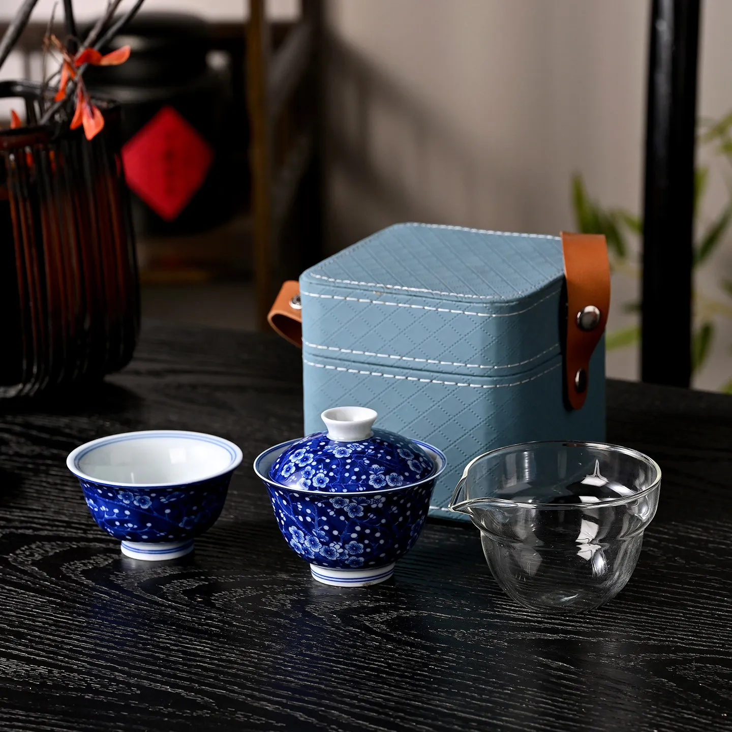 High-End Jingdezhen Blue and White Twin Lotuses Tureen One Bowl Two Cups Travel Tea Set Outdoor Portable Kombucha Double