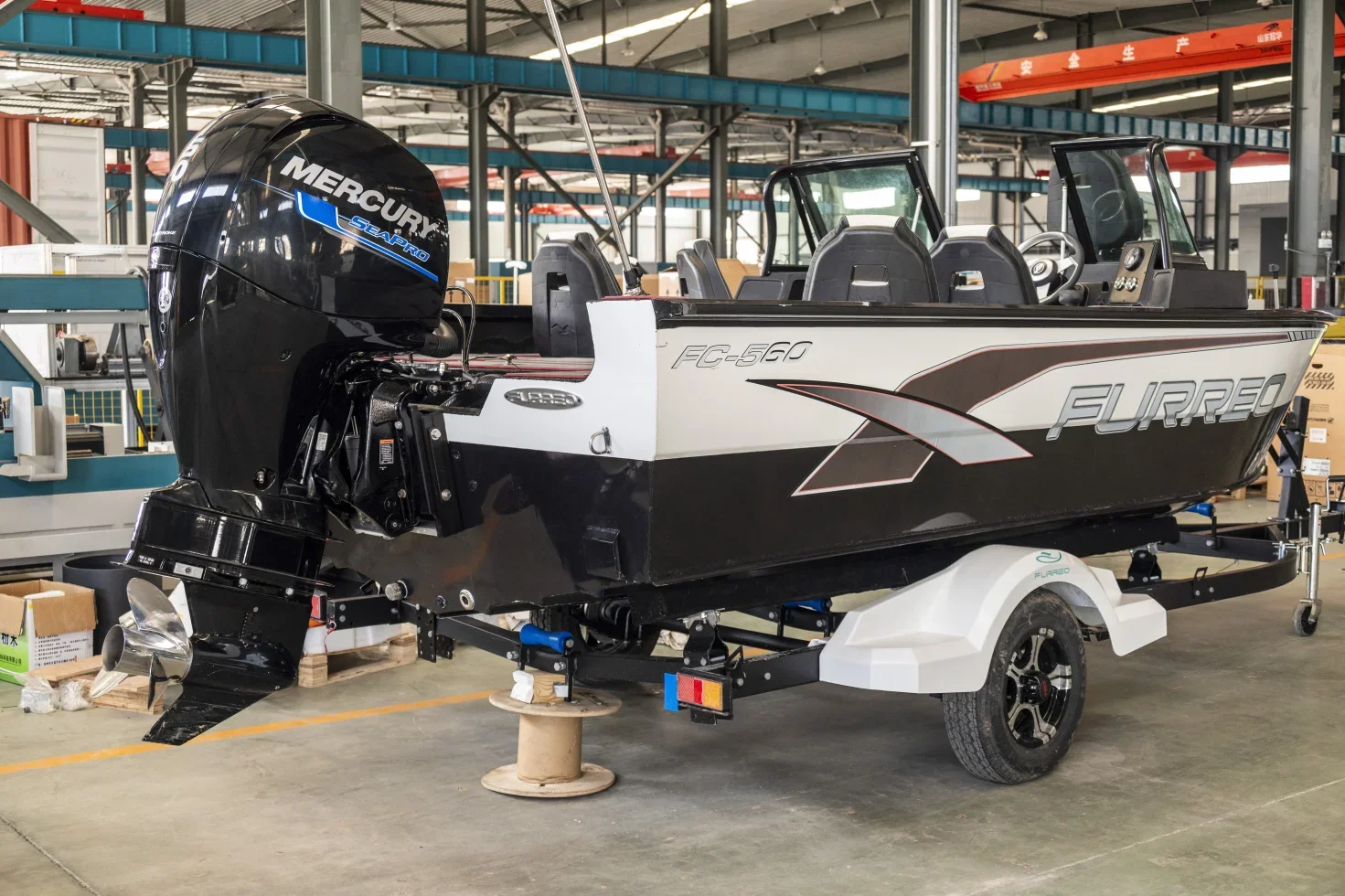 4-Person Aluminum Fishing Boat - Reinforced Hull with 150HP Motor Bracket